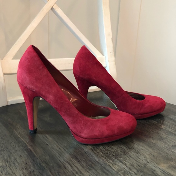 franco sarto suede pumps